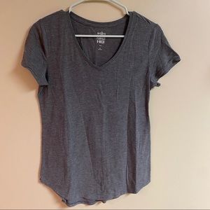 V neck tee